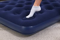 Mattress 191 x 137 x 22cm with built-in pump